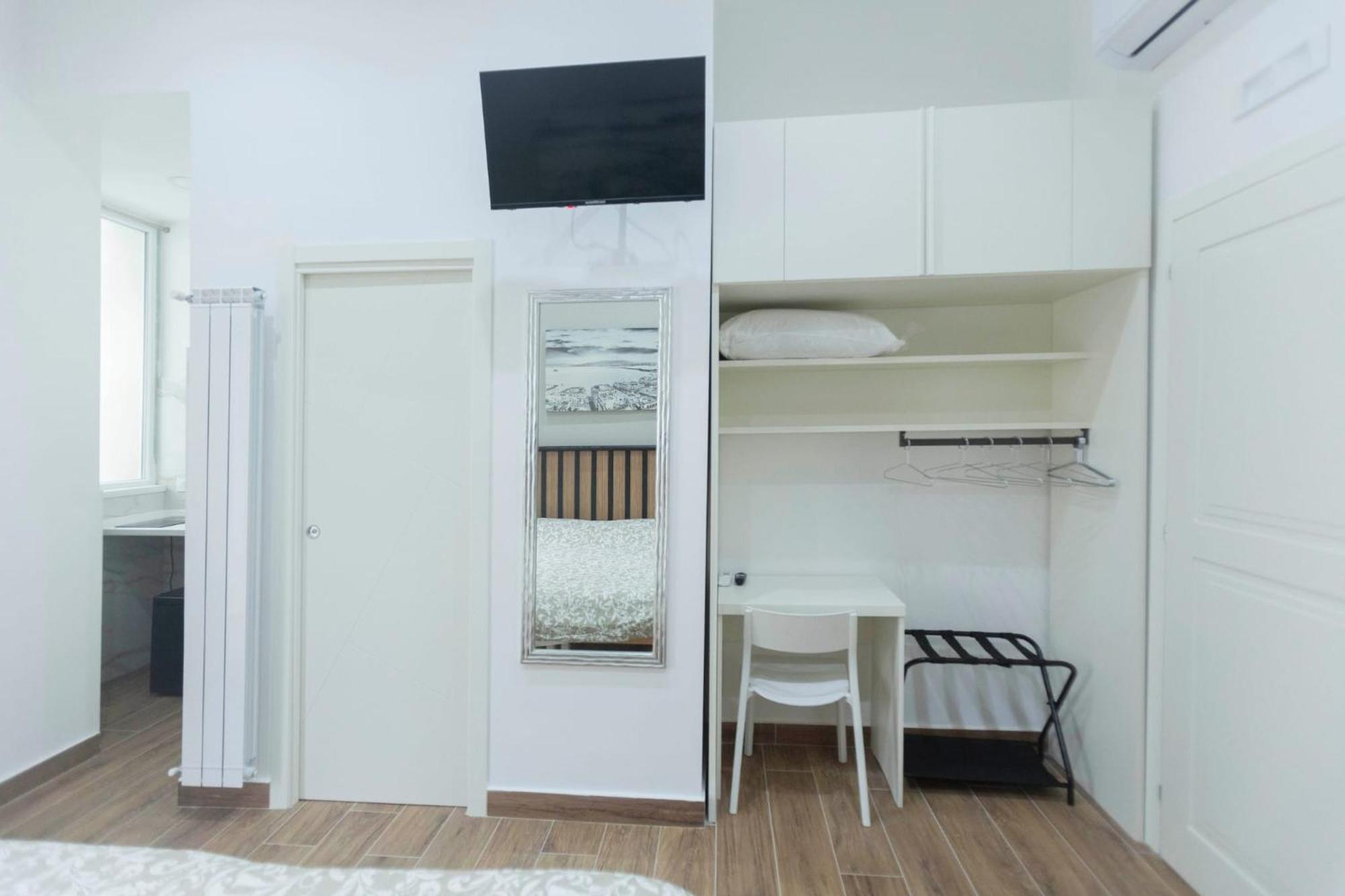 Vomero House เนเปิลส์ ภายนอก รูปภาพ